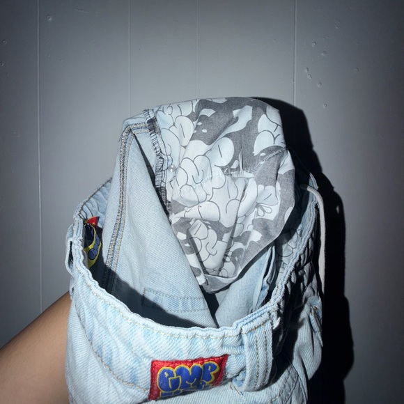 Men Empyre Light Blue Relaxed Shorts - Picture 3 of 7